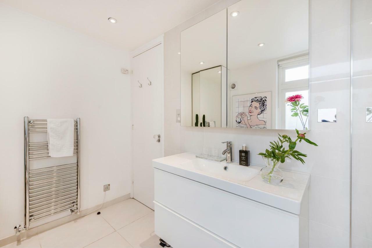 Explore The Most Exquisite West-End From A Harrods Family And Couple Home Λονδίνο Εξωτερικό φωτογραφία